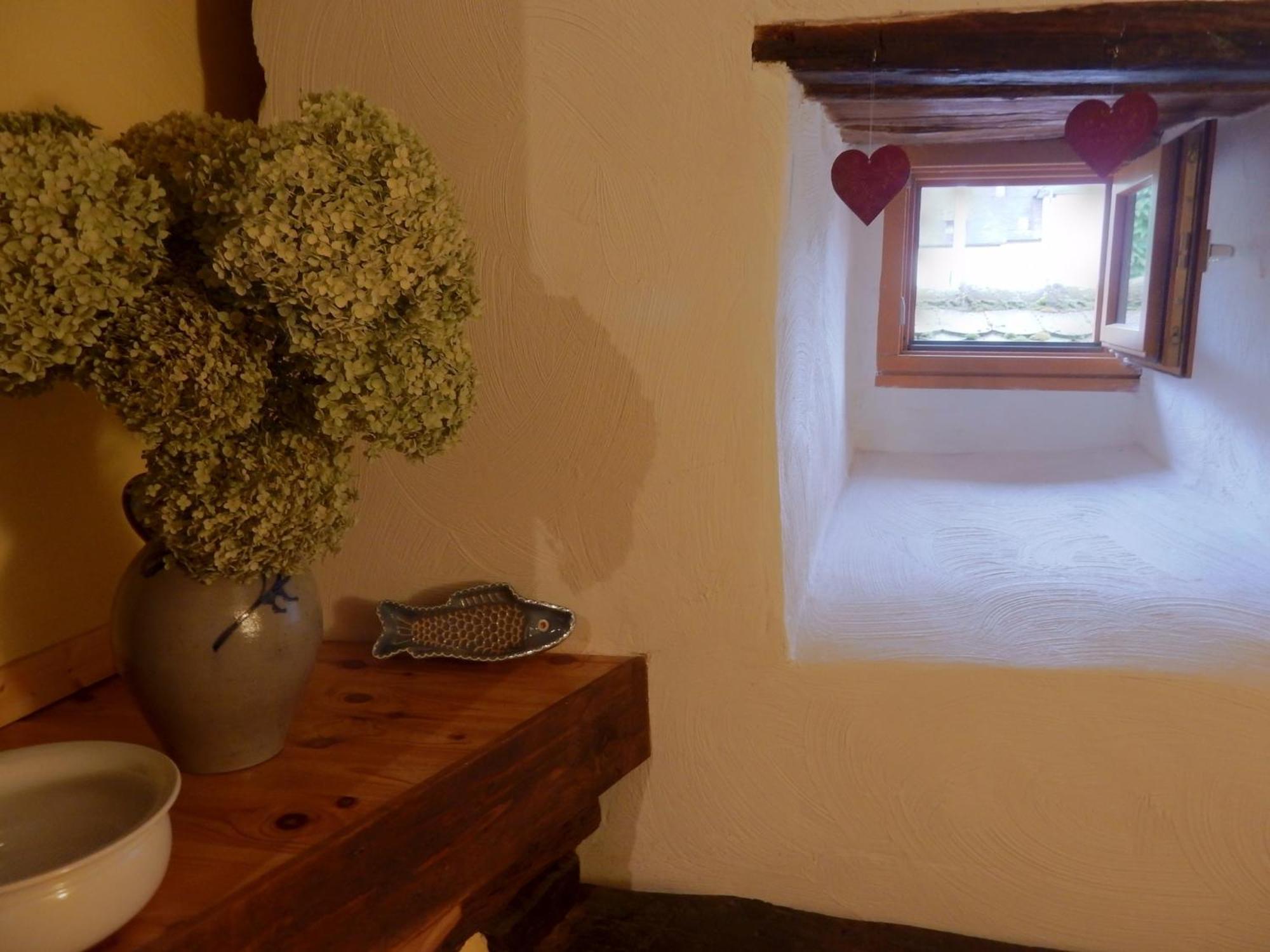 An Apartment In A 17Th Century Wine Grower S House Рикевир Экстерьер фото